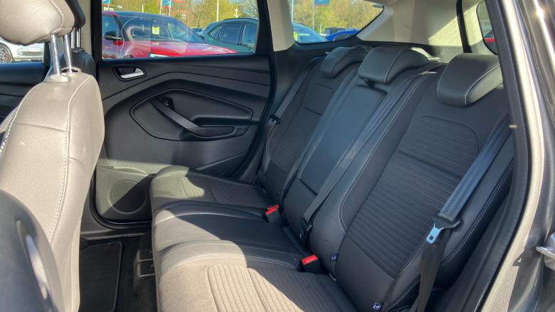 Ford Kuga 2.0 TDCi Titanium 5dr 2WD Diesel Estate